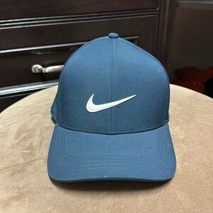 Nike golf hat mens m/l